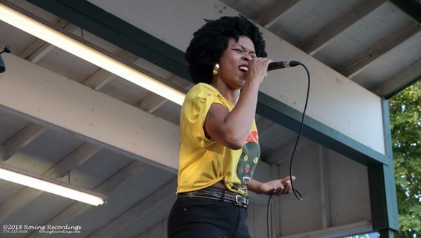 Nikki Hill @ The Marshfield Fair