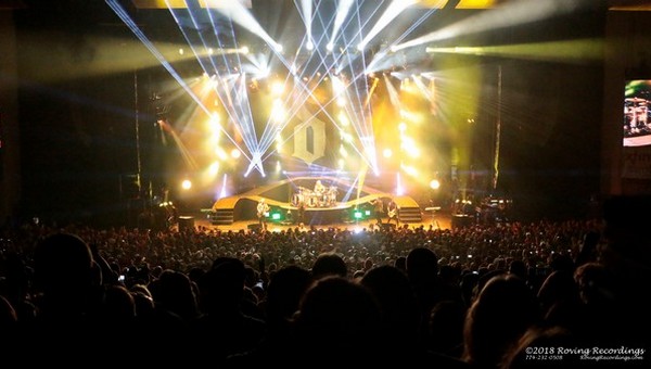 Shinedown @ the XFinity center